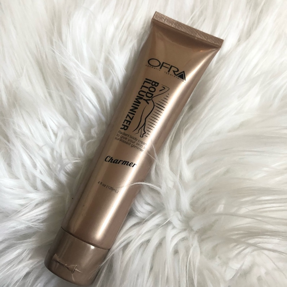 OFRA body illuminator✨